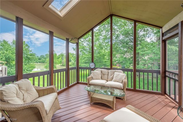 2137 Waters Edge Drive, Westlake, OH 44145