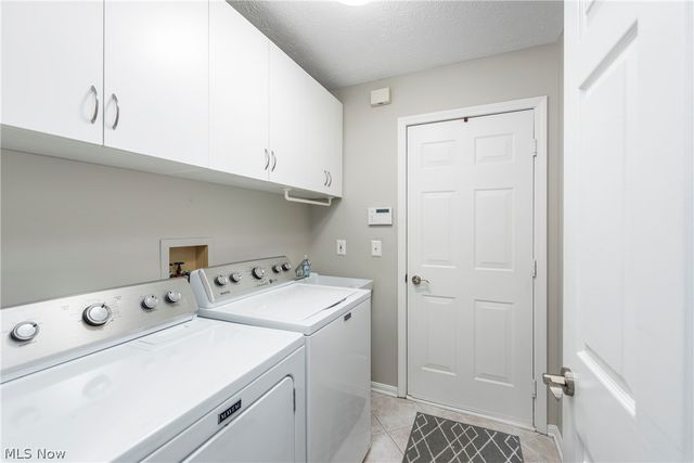 2137 Waters Edge Drive, Westlake, OH 44145