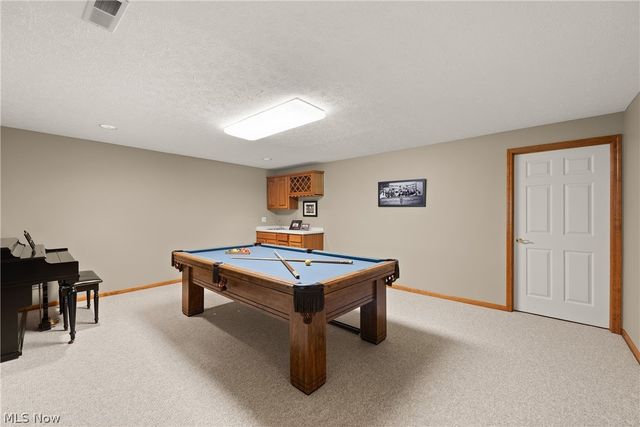 2137 Waters Edge Drive, Westlake, OH 44145