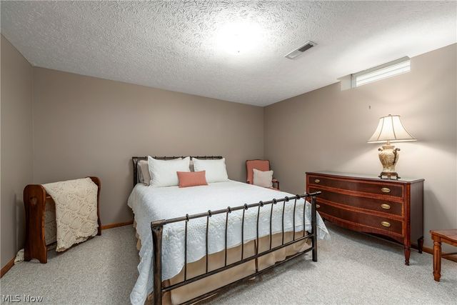 2137 Waters Edge Drive, Westlake, OH 44145