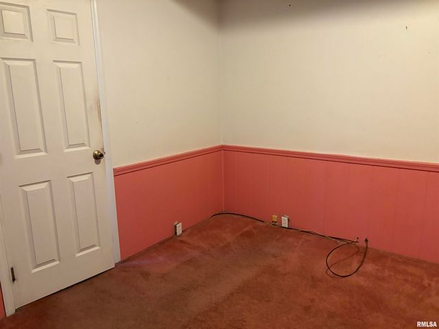 1410 S CHERRY Street, Centralia, IL 62801