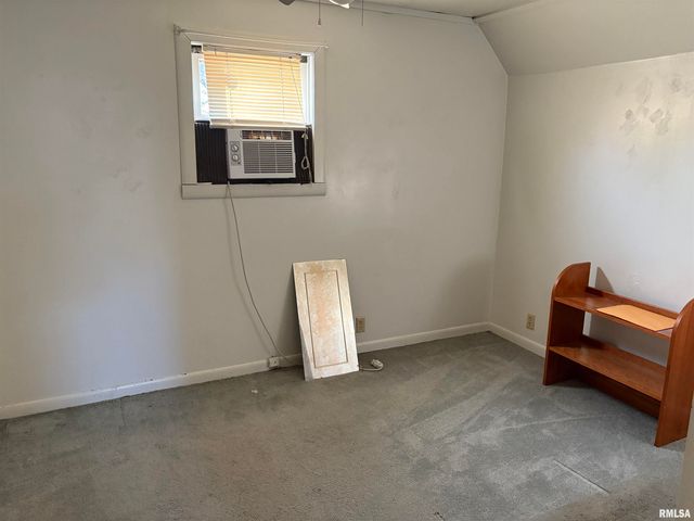 1410 S CHERRY Street, Centralia, IL 62801