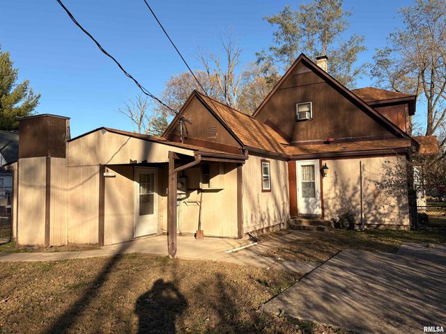 1410 S CHERRY Street, Centralia, IL 62801