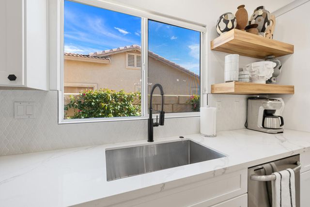 79381 Sierra Vista, La Quinta, CA 92253