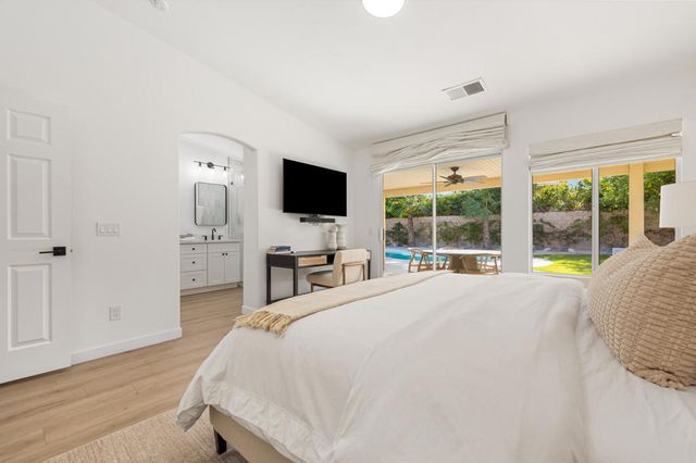 79381 Sierra Vista, La Quinta, CA 92253