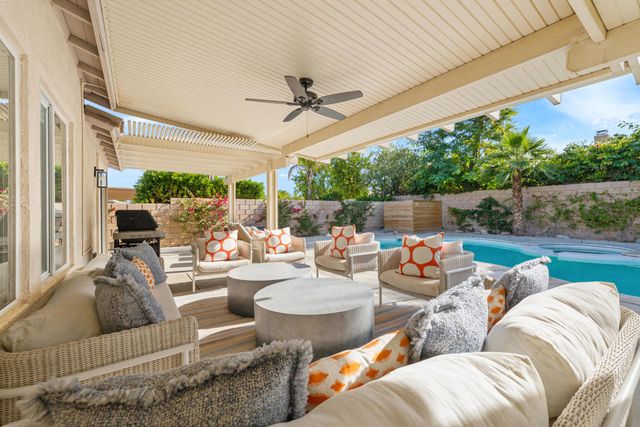 79381 Sierra Vista, La Quinta, CA 92253