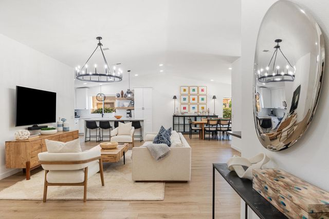 79381 Sierra Vista, La Quinta, CA 92253