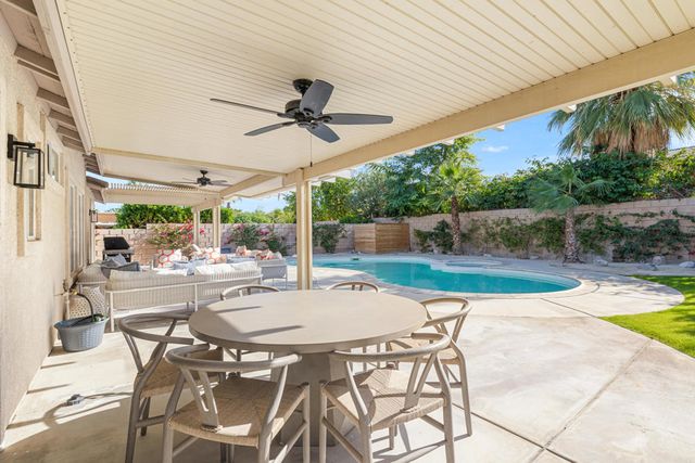 79381 Sierra Vista, La Quinta, CA 92253