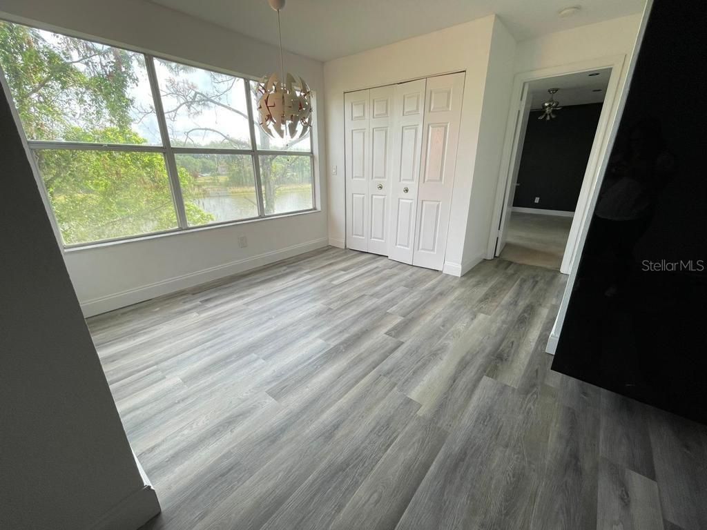 Image 5 of property listing at 5140 CONROY ROAD 37, Orlando, FL 32811