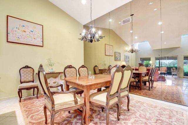 6749 Versailles Court 6749, Lake Worth, FL 33467