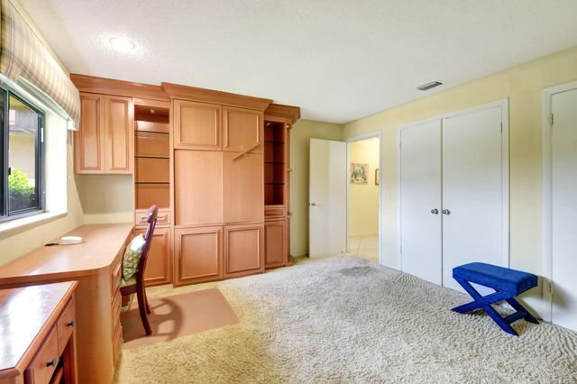 6749 Versailles Court 6749, Lake Worth, FL 33467