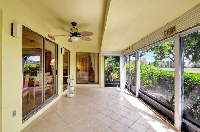 6749 Versailles Court 6749, Lake Worth, FL 33467