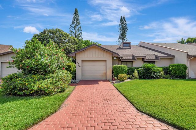6749 Versailles Court 6749, Lake Worth, FL 33467