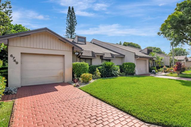 6749 Versailles Court 6749, Lake Worth, FL 33467