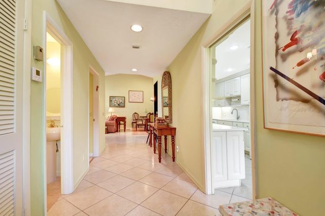 6749 Versailles Court 6749, Lake Worth, FL 33467