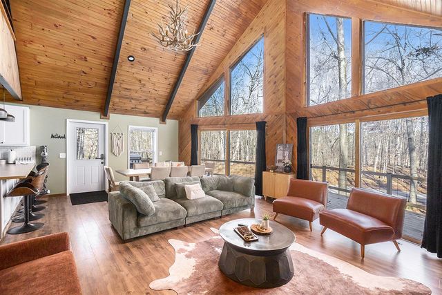 10205 Lost Canyon Drive, Stanwood, MI 49346