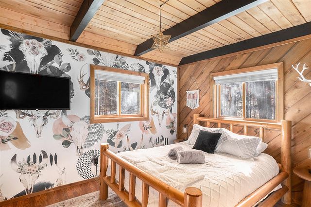 10205 Lost Canyon Drive, Stanwood, MI 49346