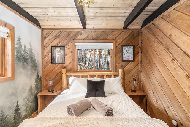 10205 Lost Canyon Drive, Stanwood, MI 49346