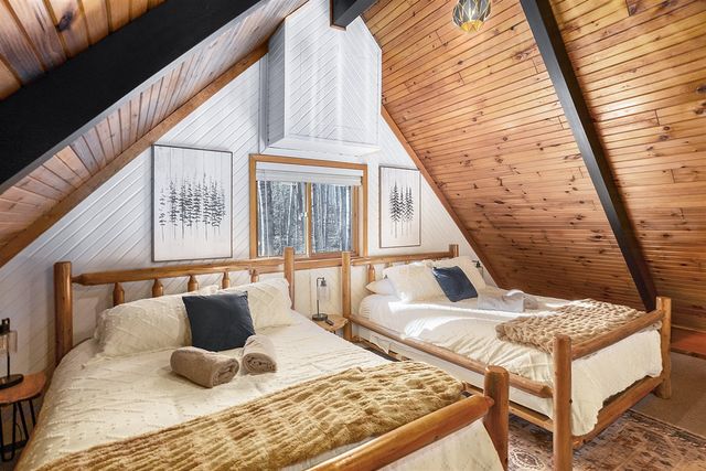 10205 Lost Canyon Drive, Stanwood, MI 49346