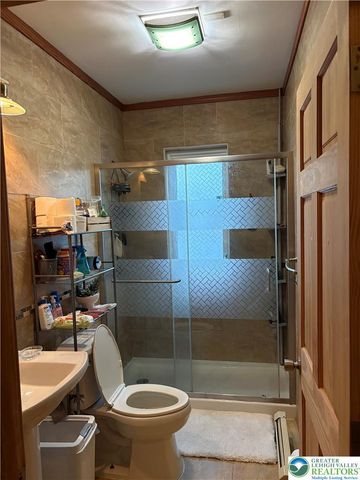 702 8th Avenue, Bethlehem City, PA 18018