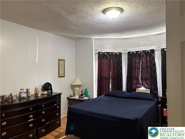 702 8th Avenue, Bethlehem City, PA 18018