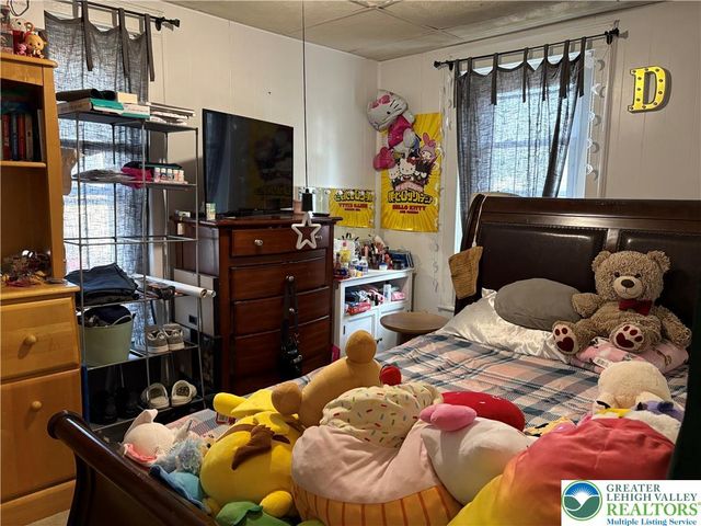 702 8th Avenue, Bethlehem City, PA 18018