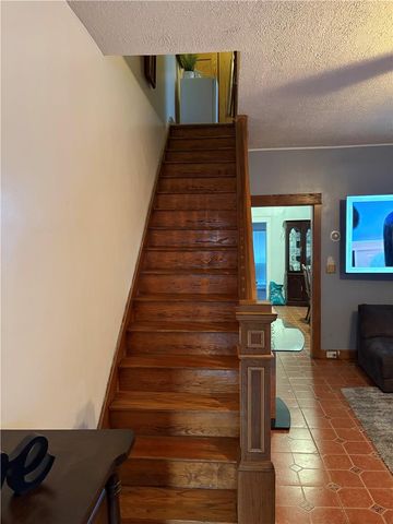 702 8th Avenue, Bethlehem City, PA 18018