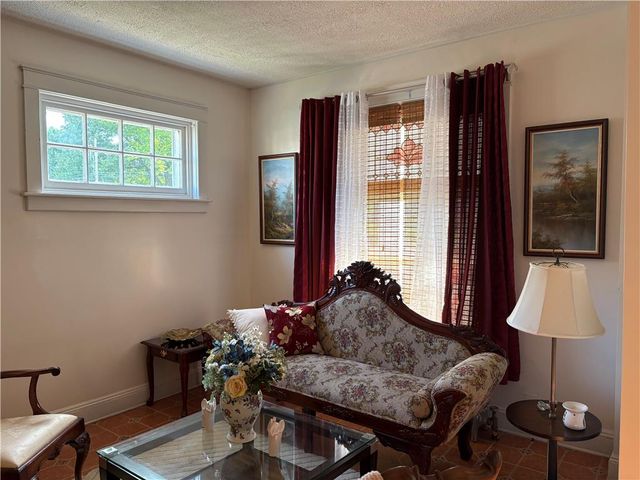 702 8th Avenue, Bethlehem City, PA 18018