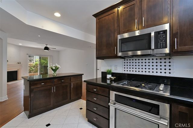 4424 Whitsett Avenue 107, Studio City, CA 91604