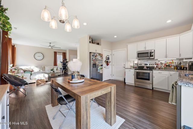 3809 Ashcroft Drive, Winterville, NC 28590