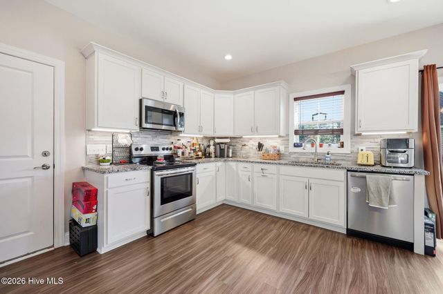 3809 Ashcroft Drive, Winterville, NC 28590