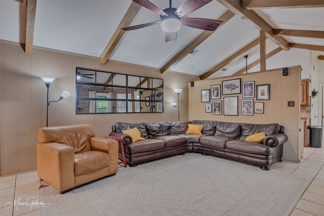 7440 Camelback Drive, Shreveport, LA 71105