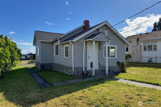 1532 W 5th Street, Port Angeles, WA 98363