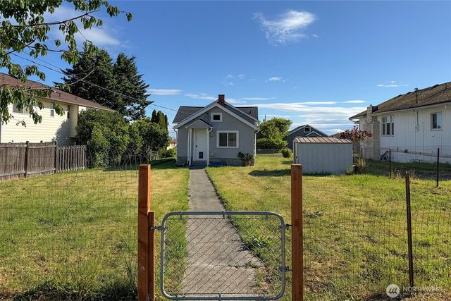 1532 W 5th Street, Port Angeles, WA 98363