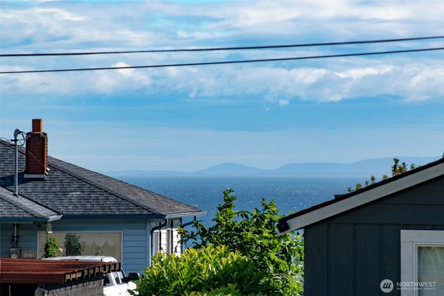 1532 W 5th Street, Port Angeles, WA 98363