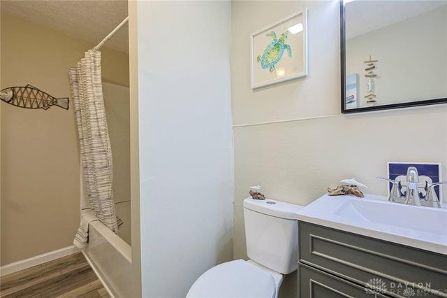 5595 Shady Oak Street, Huber Heights, OH 45424