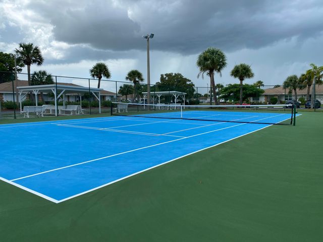 533 S Lakes End Drive 1, Fort Pierce, FL 34982