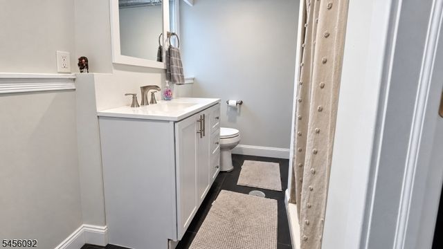 11 Eldorado Ct, Rochelle Park Twp., NJ 07662