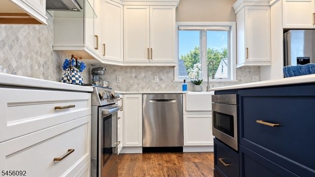 11 Eldorado Ct, Rochelle Park Twp., NJ 07662