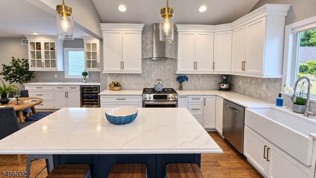 11 Eldorado Ct, Rochelle Park Twp., NJ 07662