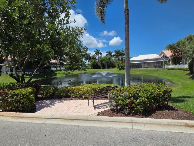 7030 Islegrove Pl, Boca Raton, FL 33433