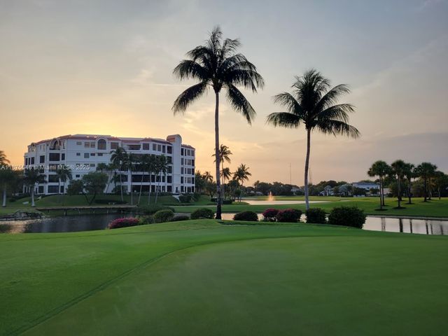 7030 Islegrove Pl, Boca Raton, FL 33433