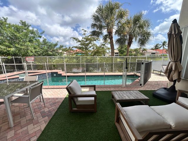 7030 Islegrove Pl, Boca Raton, FL 33433