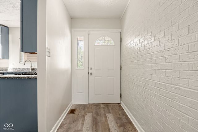 9531 Jay Drive, Indianapolis, IN 46229