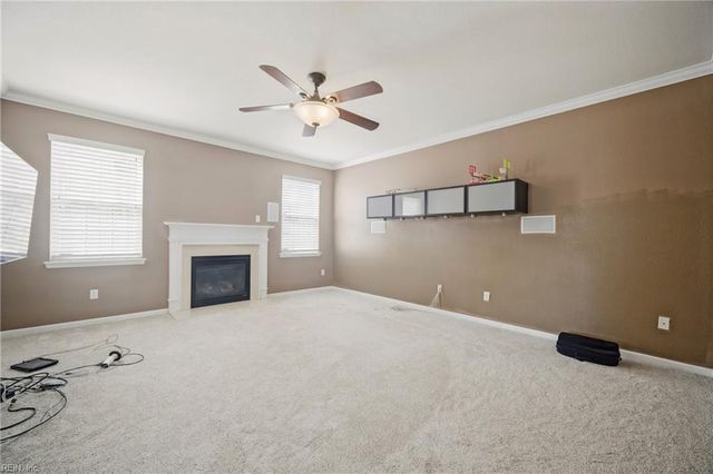 3912 Vanderhorst DR, Virginia Beach, VA 23462