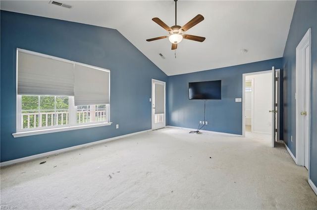 3912 Vanderhorst DR, Virginia Beach, VA 23462