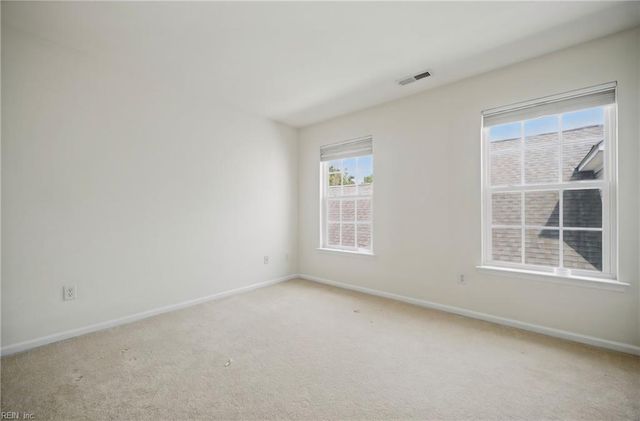 3912 Vanderhorst DR, Virginia Beach, VA 23462