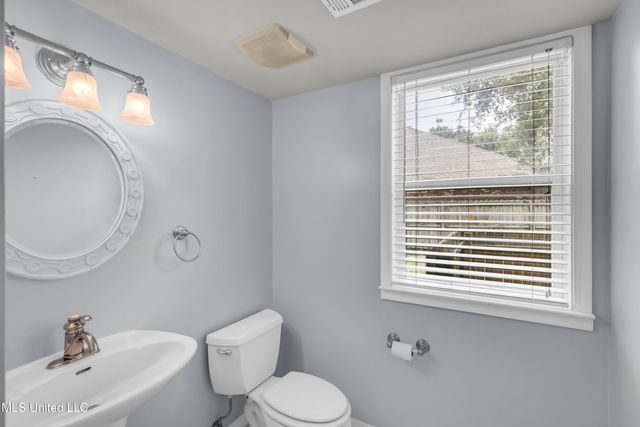 255 Venetian Gardens, Gulfport, MS 39507
