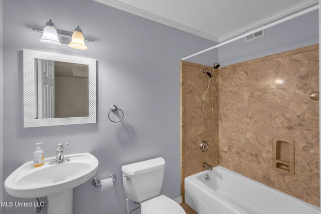 255 Venetian Gardens, Gulfport, MS 39507