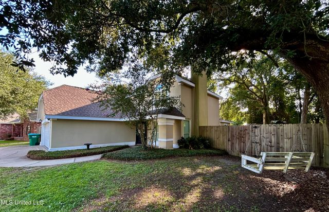 255 Venetian Gardens, Gulfport, MS 39507